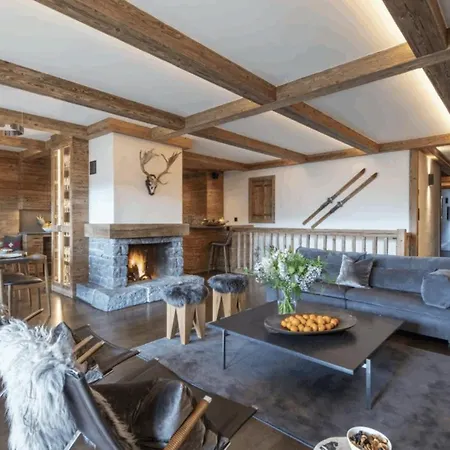 Schoenes In In Der Naehe Der Lifte Apartment